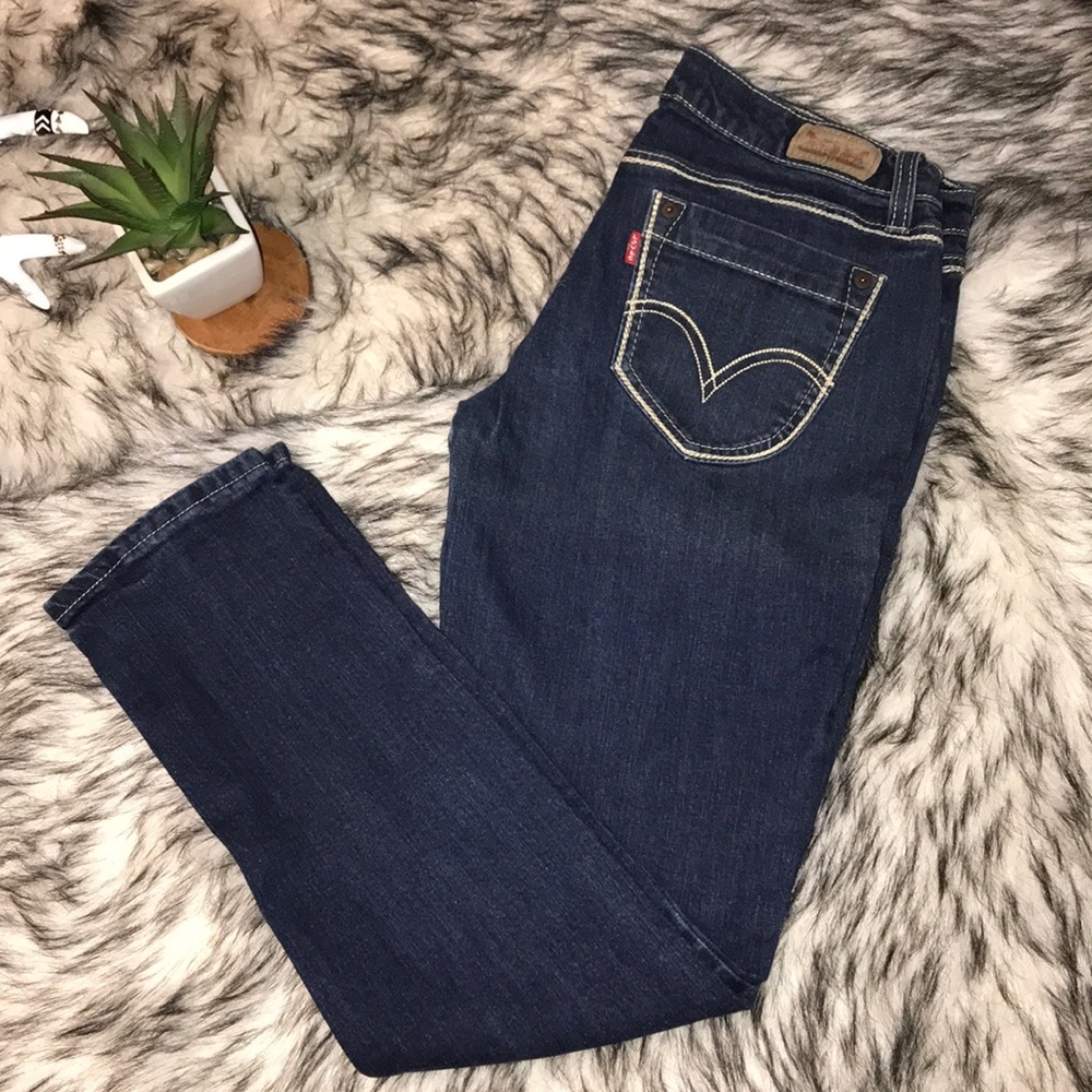 Levi’s Contrast Stitch Low Rise Ankle Skinny
